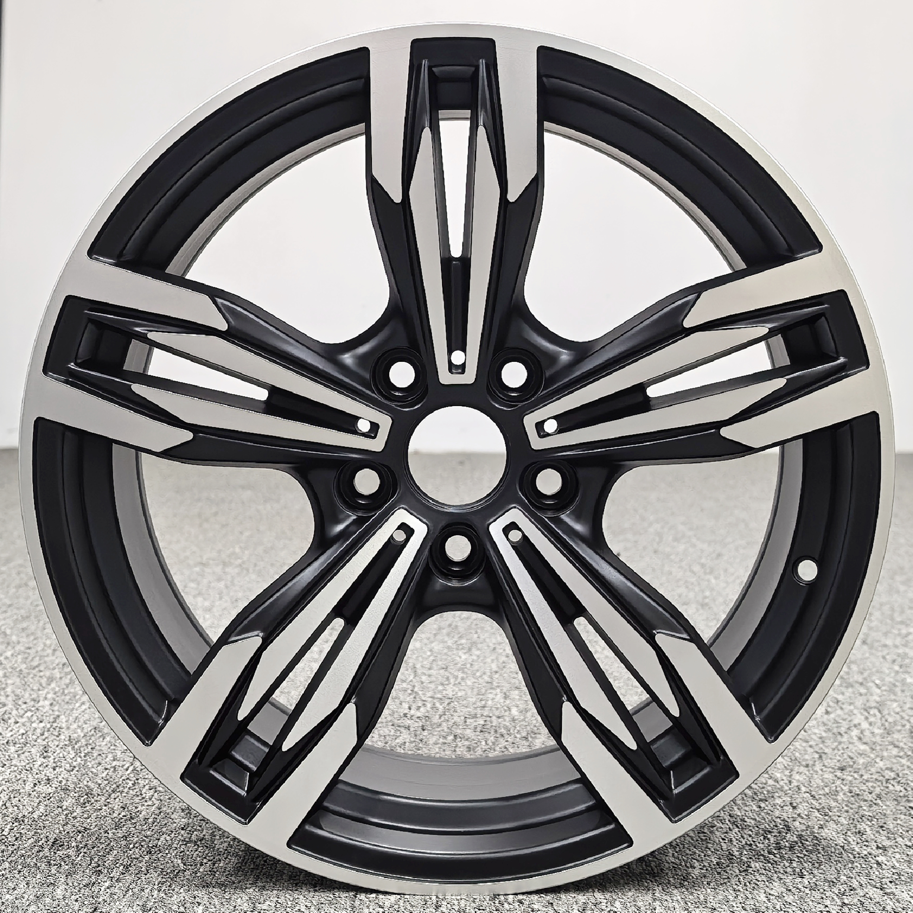 适用于15寸16寸17寸18寸宝马3系5系轮毂轩逸思域飞度锋范轮毂T656