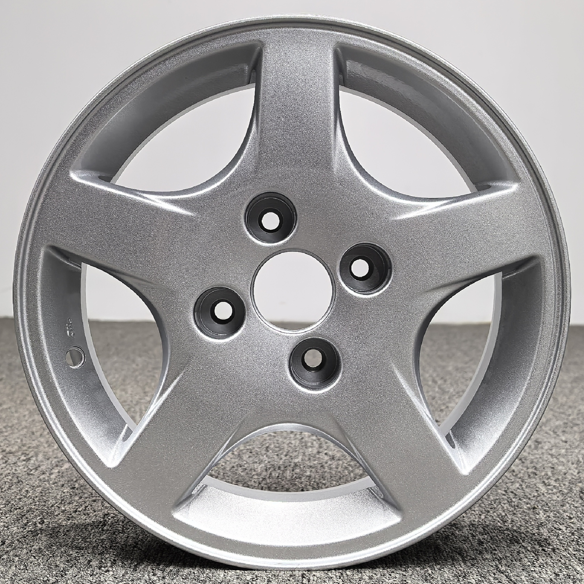 适用于206铝合金轮毂包邮送配件