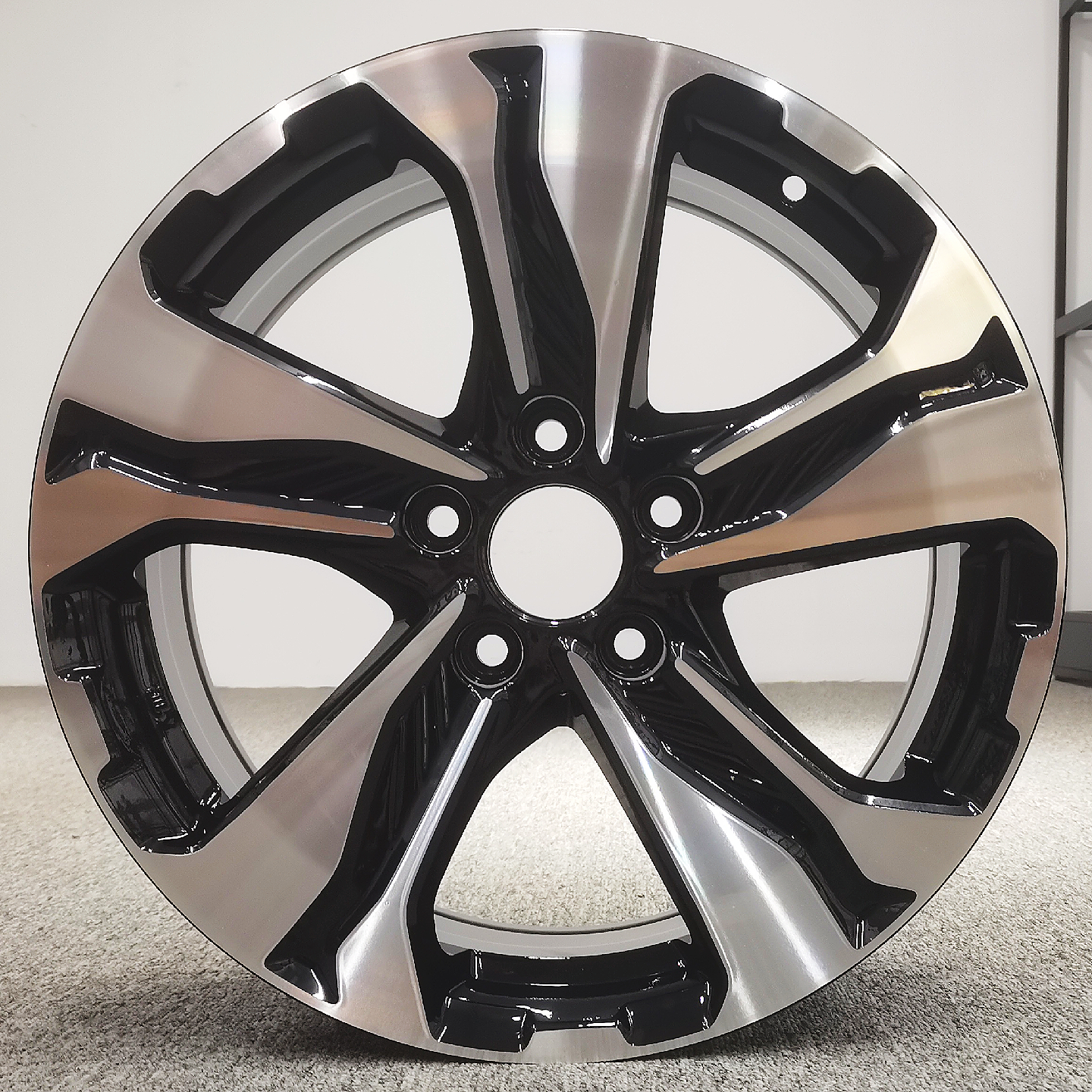 适用于黑亮CRV轮毂包邮送配件