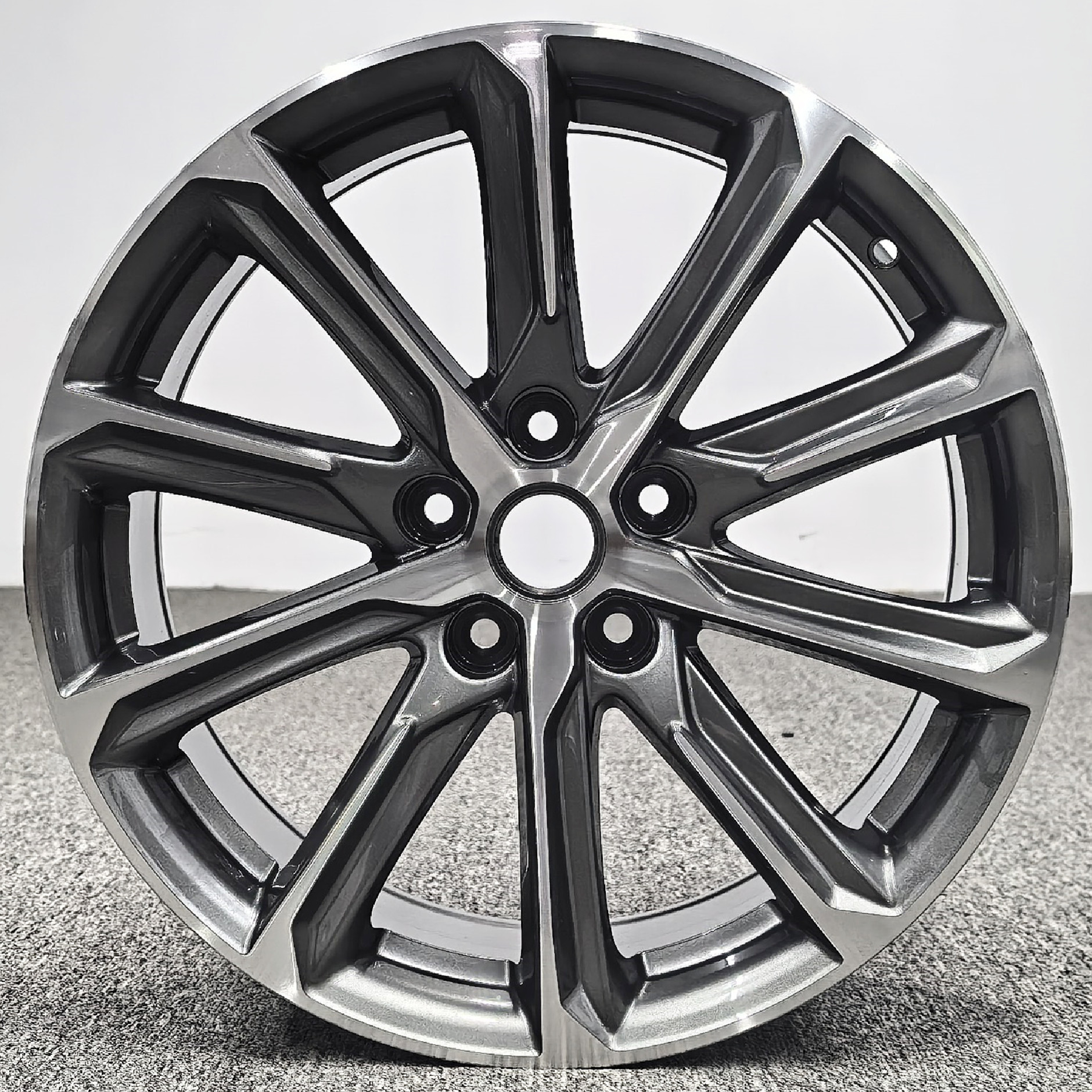 适用于18寸别克新君越轮毂 微蓝6 新君威轮毂 昂科威轮毂X181128