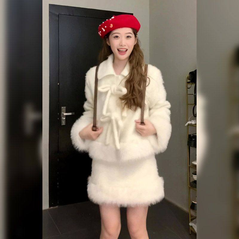 奶系小香风套装女秋季2025年新款高级感蝴蝶结毛毛外套短裙两件套,女装/女士精品,时尚套装,淘宝优惠券,粉丝福利购,淘宝优惠卷