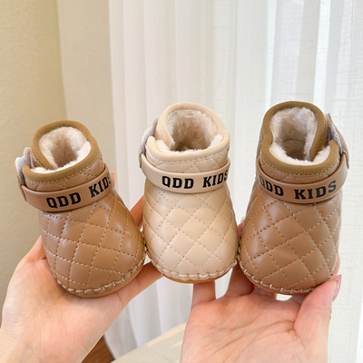 秋冬款宝宝雪地靴女童加绒棉鞋学步鞋冬季0-1岁男童软底婴儿鞋子9