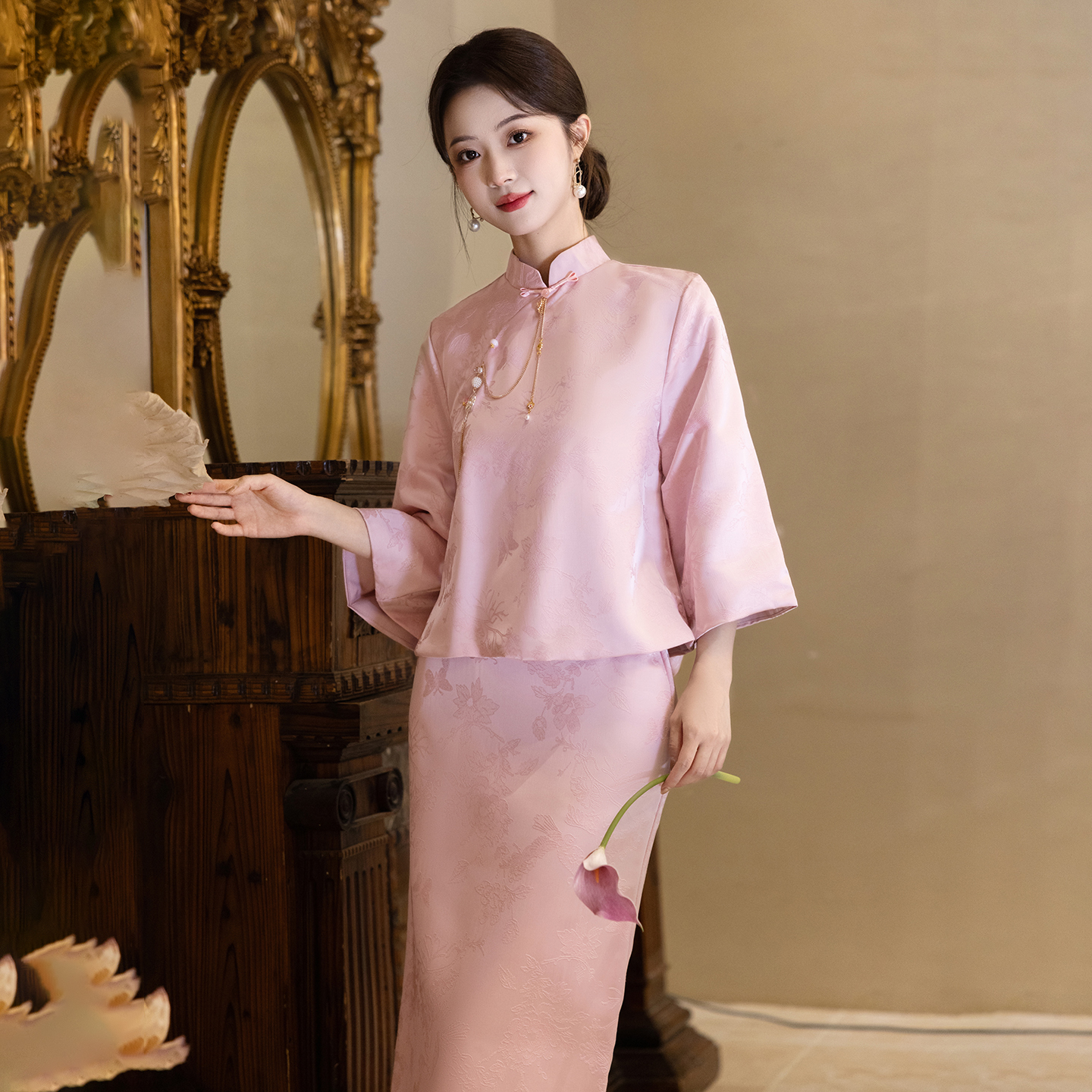 新中式敬酒服新娘订婚礼服套装女