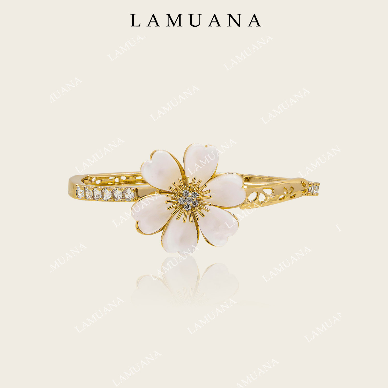 LAMUANA珠光白樱花法式白色花朵手链小众夸张设计花朵腕饰14893