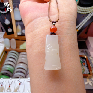 2.12野牛沟鸡骨白福利 和田玉糖粉无事牌平安锁 糖粉冰料瑕疵款