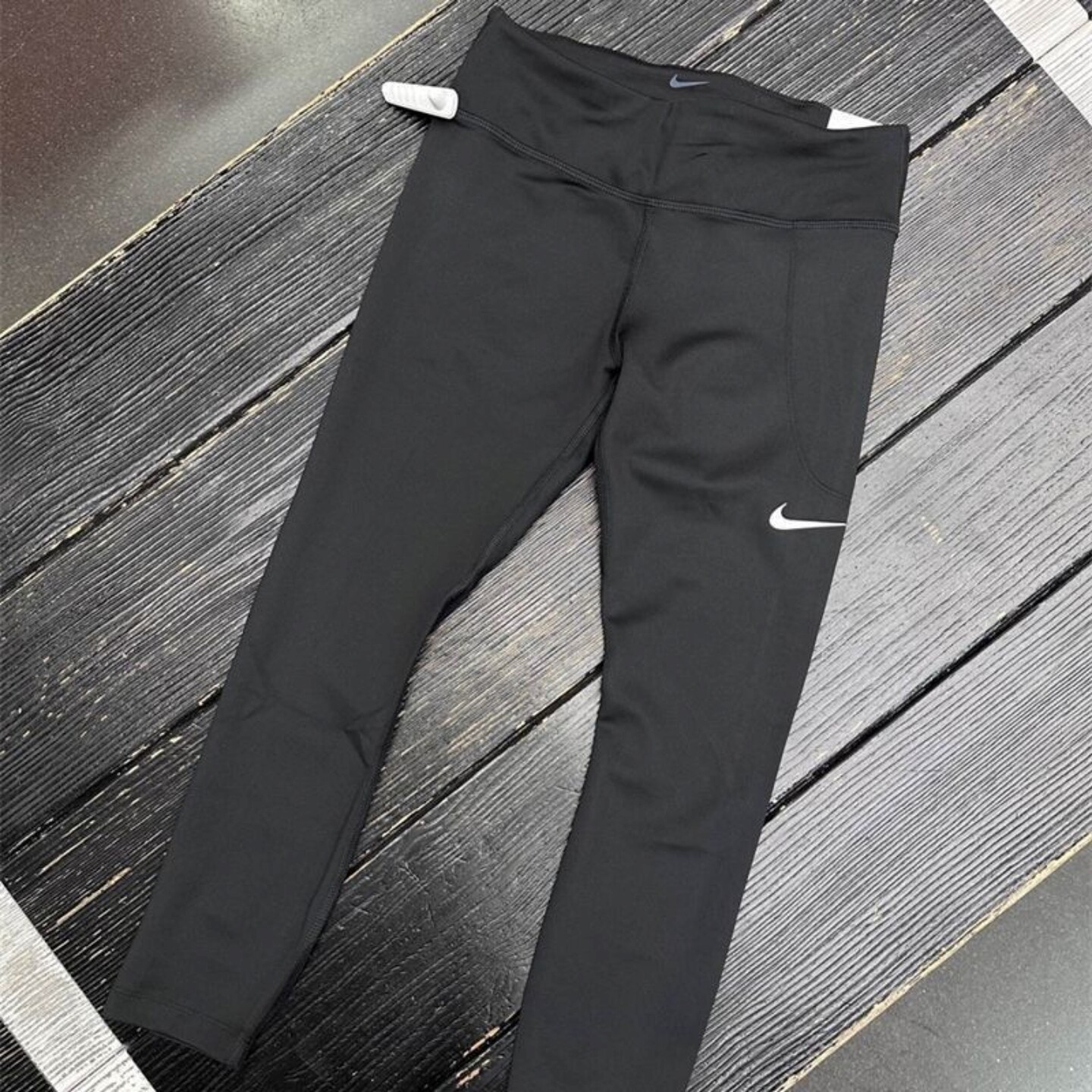 Nike耐克女子跑步紧身裤八分裤速干透气弹力修身有口袋BV0039-010