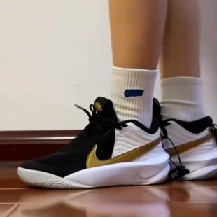 HUSTLE TEAM CW6735 耐克儿童运动鞋 减震透气防滑耐磨 NIKE