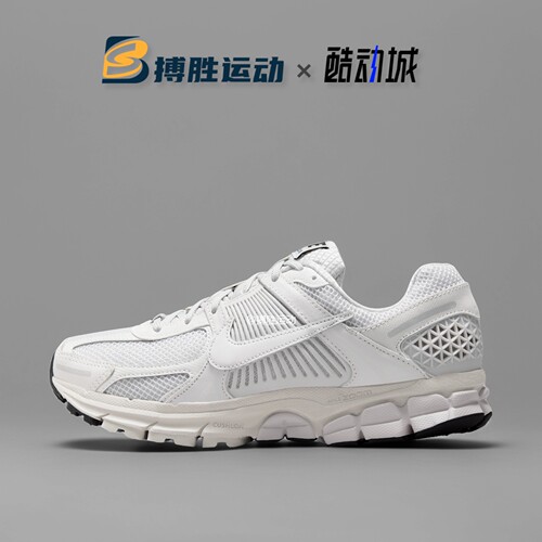 耐克NikeZoomVomero5跑步鞋