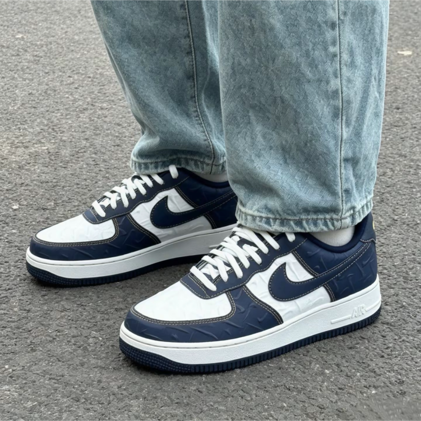 耐克AF1低帮白蓝百搭板鞋