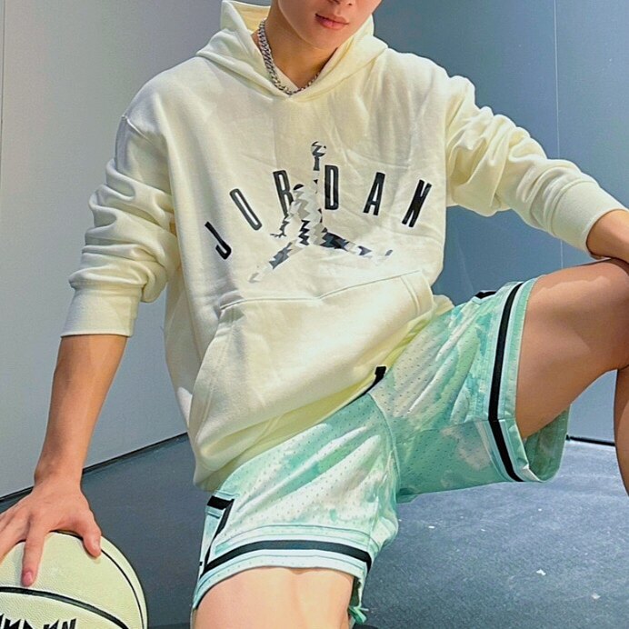 耐克Jordan帽衫 Nike白色AJ加绒防风保暖宽松连帽卫衣 FD7416-133