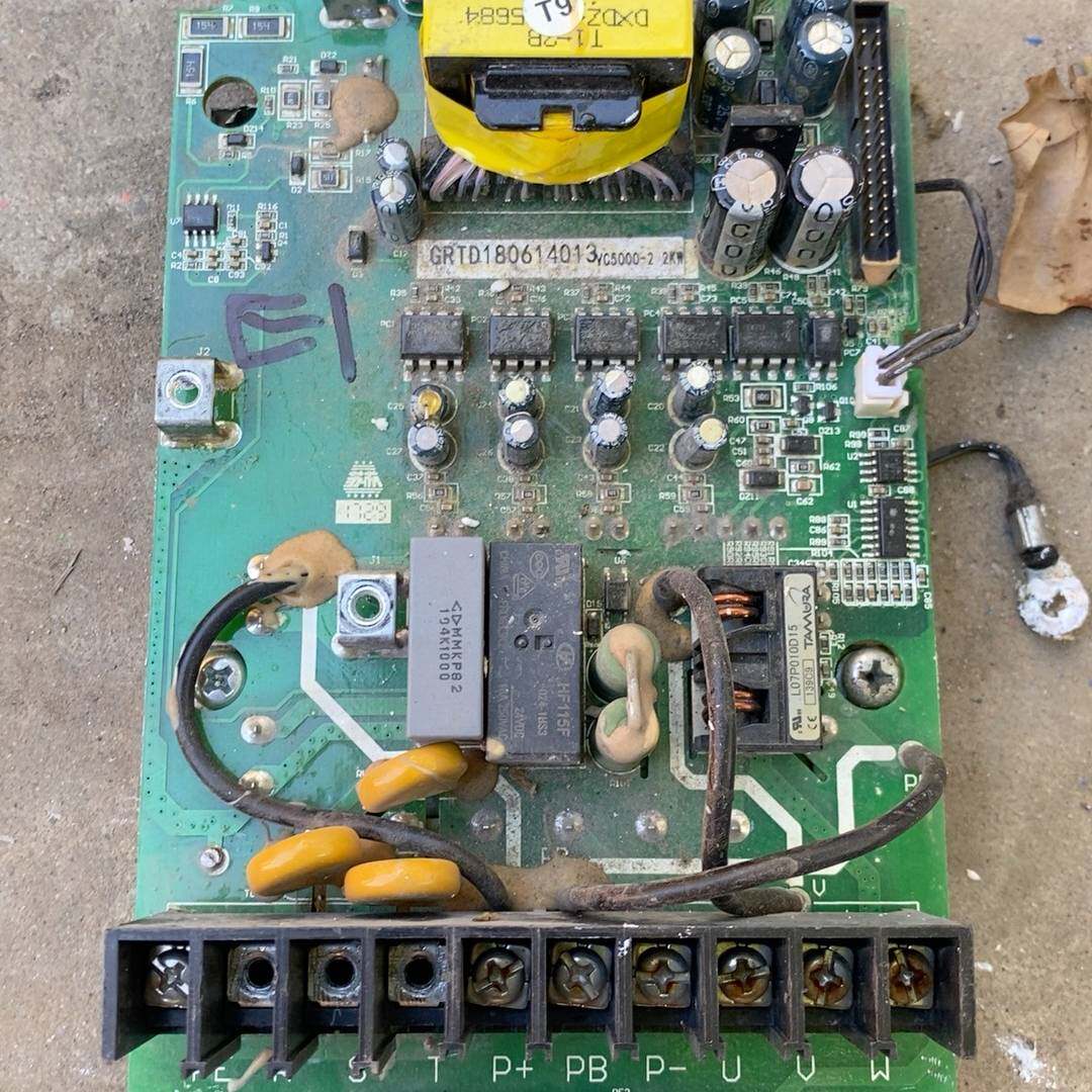 E1 上海格立特VC5000E 2.2KW 驱动议价 维修！！！