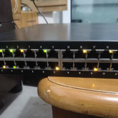 ubnt ES-48-500W 万兆POE交换机 48议价 维修！！！