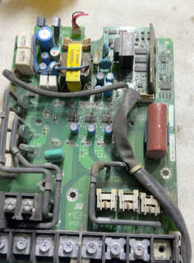 ETP712170  YPHT31613-1B  安川驱动板议价也可维修