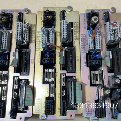 JZNC-XIU01B+安川机器人伺服放大器实物图片成色，议价也可维修
