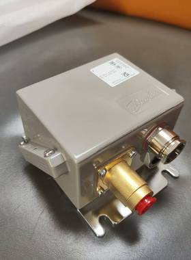 丹佛斯压力开关 CAS136   压力议价 维修！！！