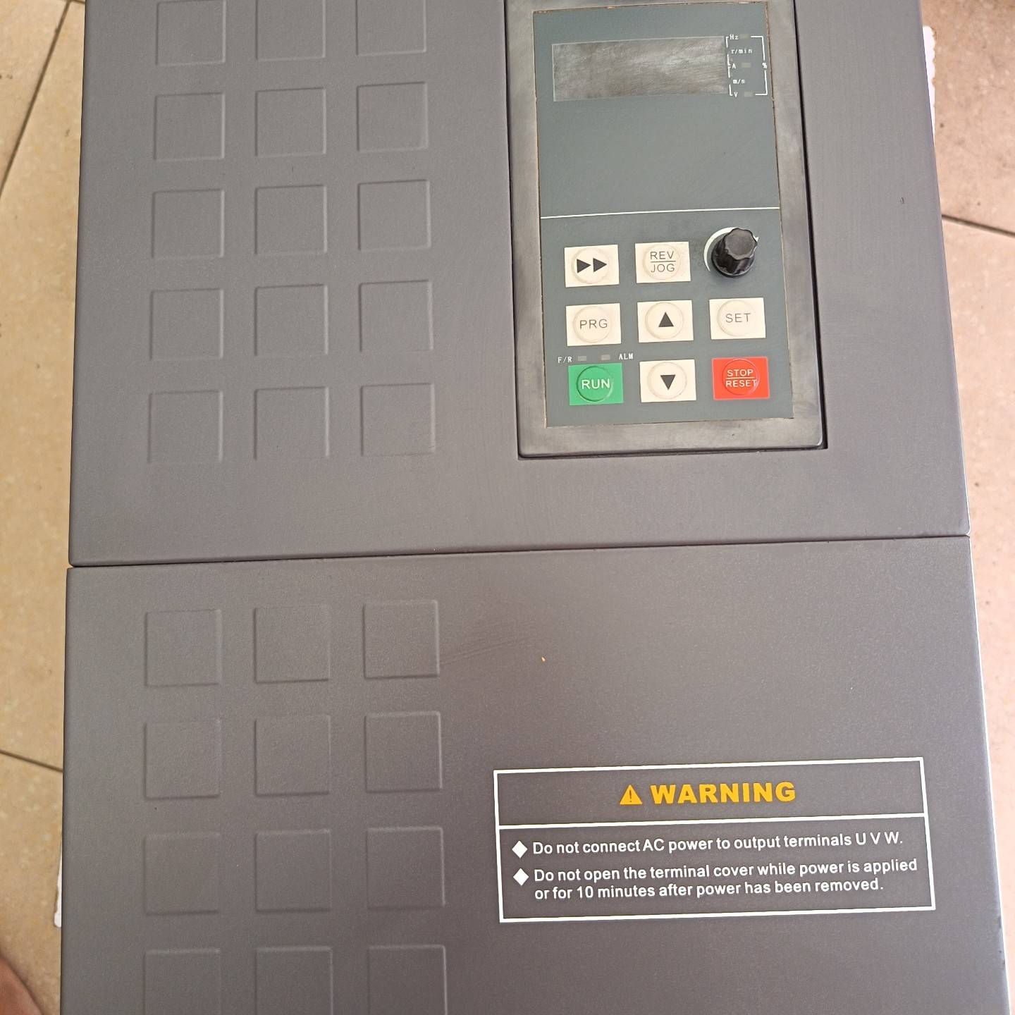 易驱变频器CV310-4T0150M/4T0185FP 议价 维修！！！