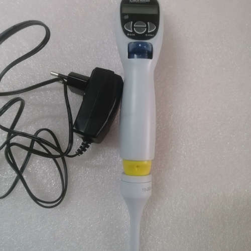 Labnet电动移液器  （10-200uL）拆封未使用议价也可维修