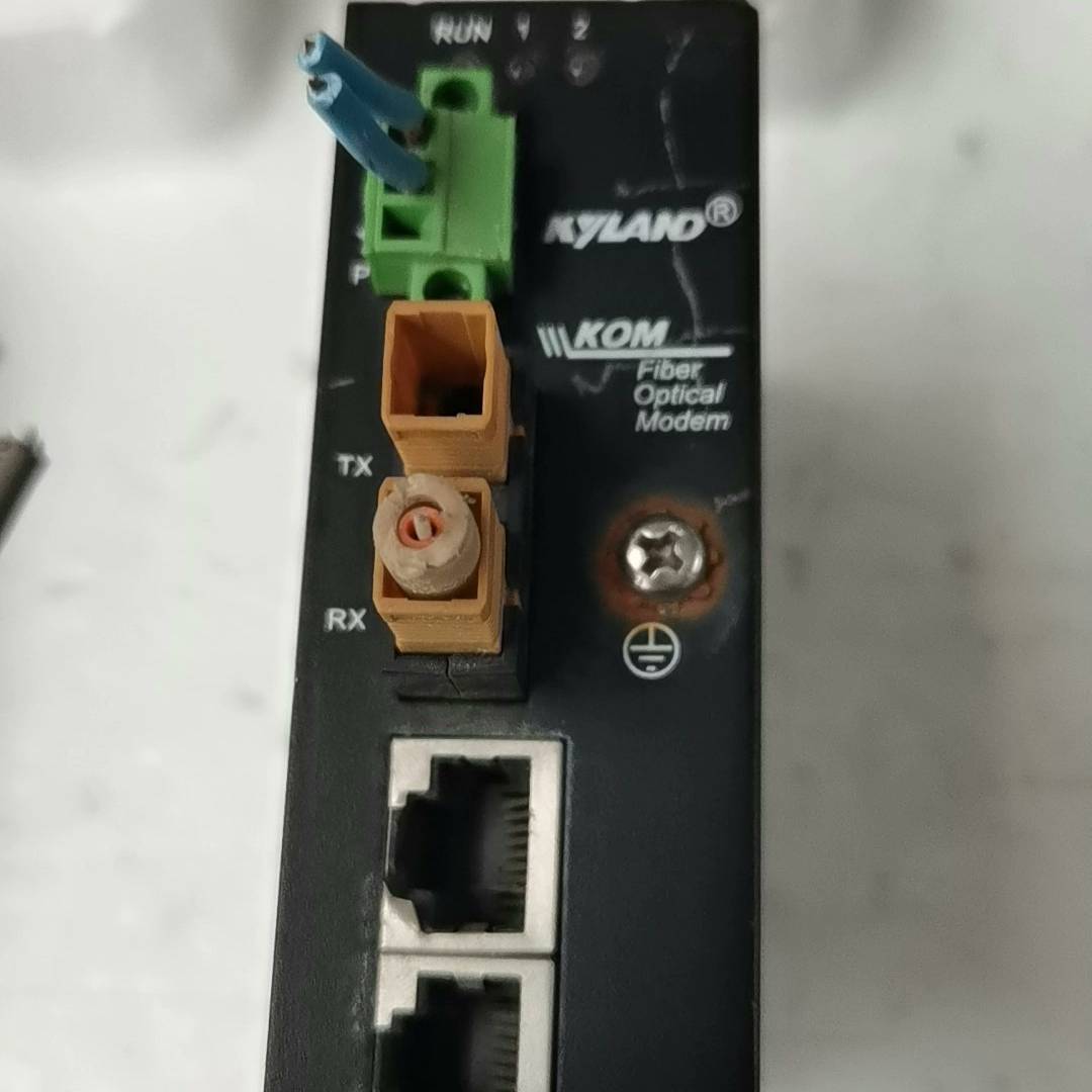 东土KIEN2000B工业以太网交换议价 维修！！！