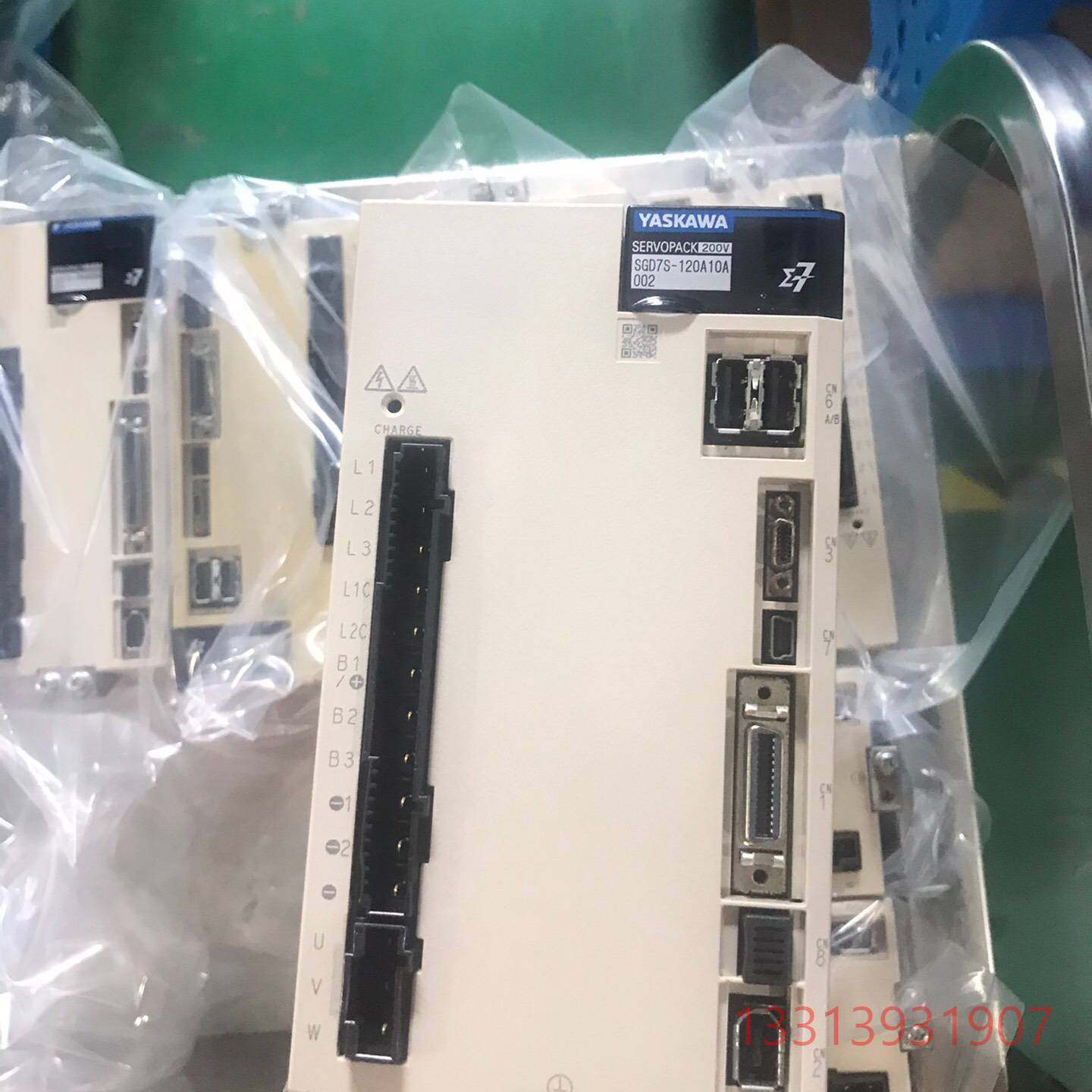 安川7系伺服驱动器1.5kw SGD7S-1议价 维修！！！