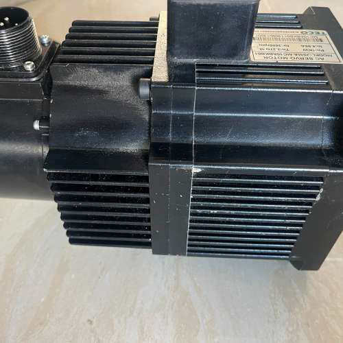 东元1KW伺服电机。型号JSMA-MC10ABKB01  实议价也可维修