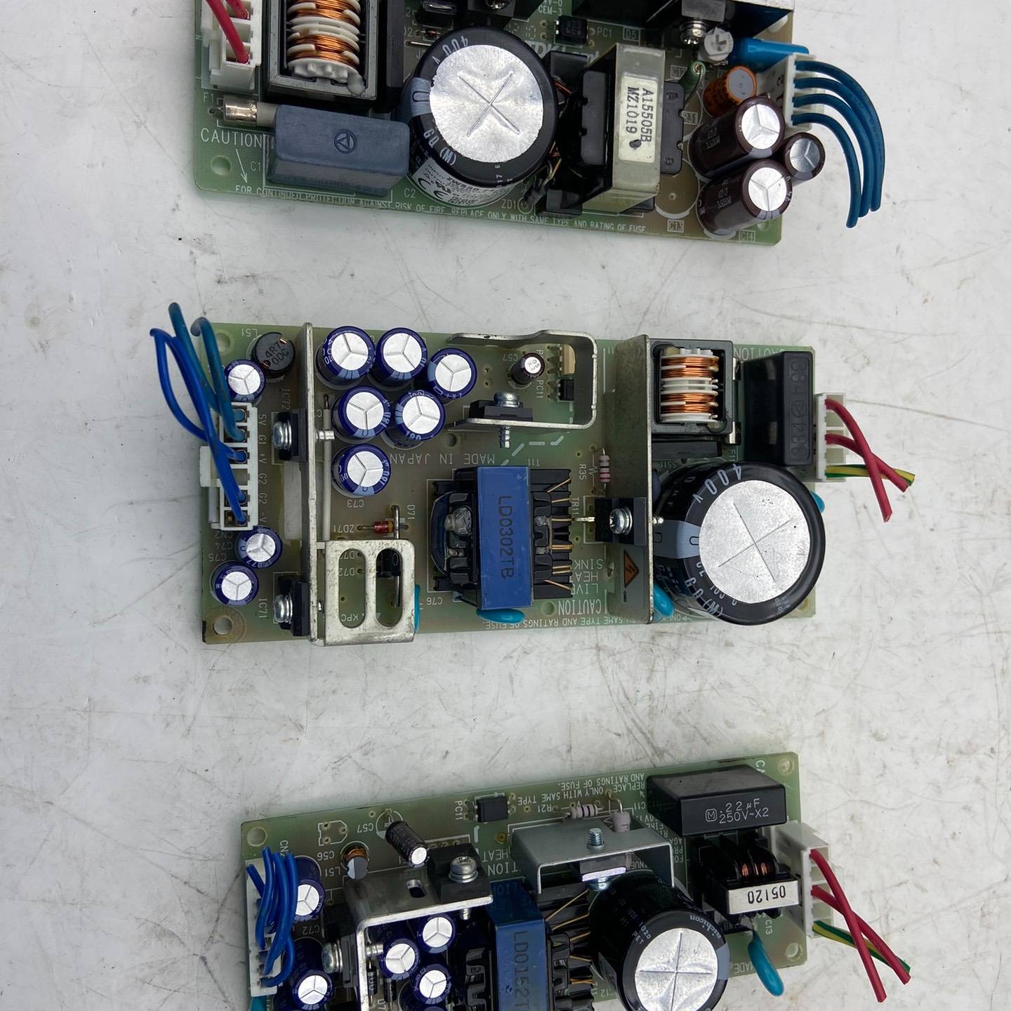 电源板ZWS30-24/I，LDC15F-2.   二议价 维修！！！