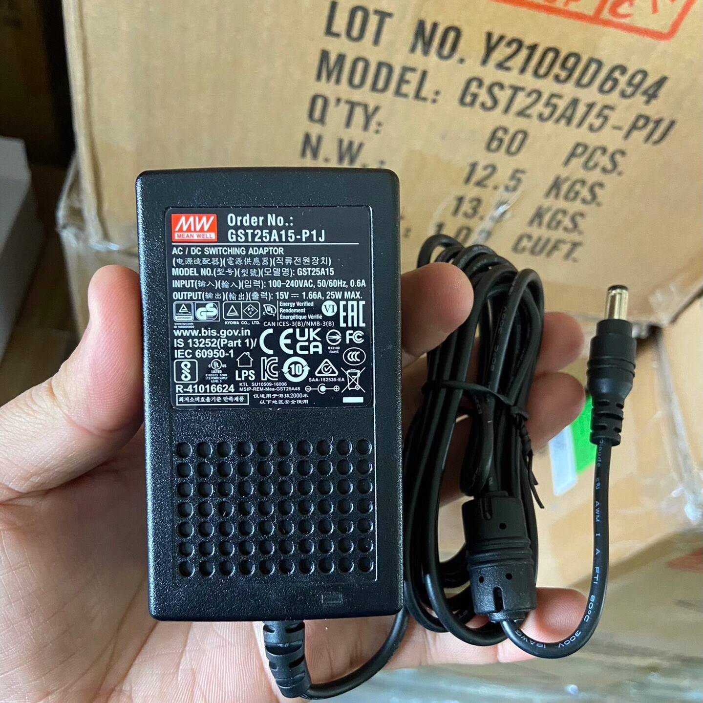 台湾明纬电源GST25A15 明纬电议价 维修！！！