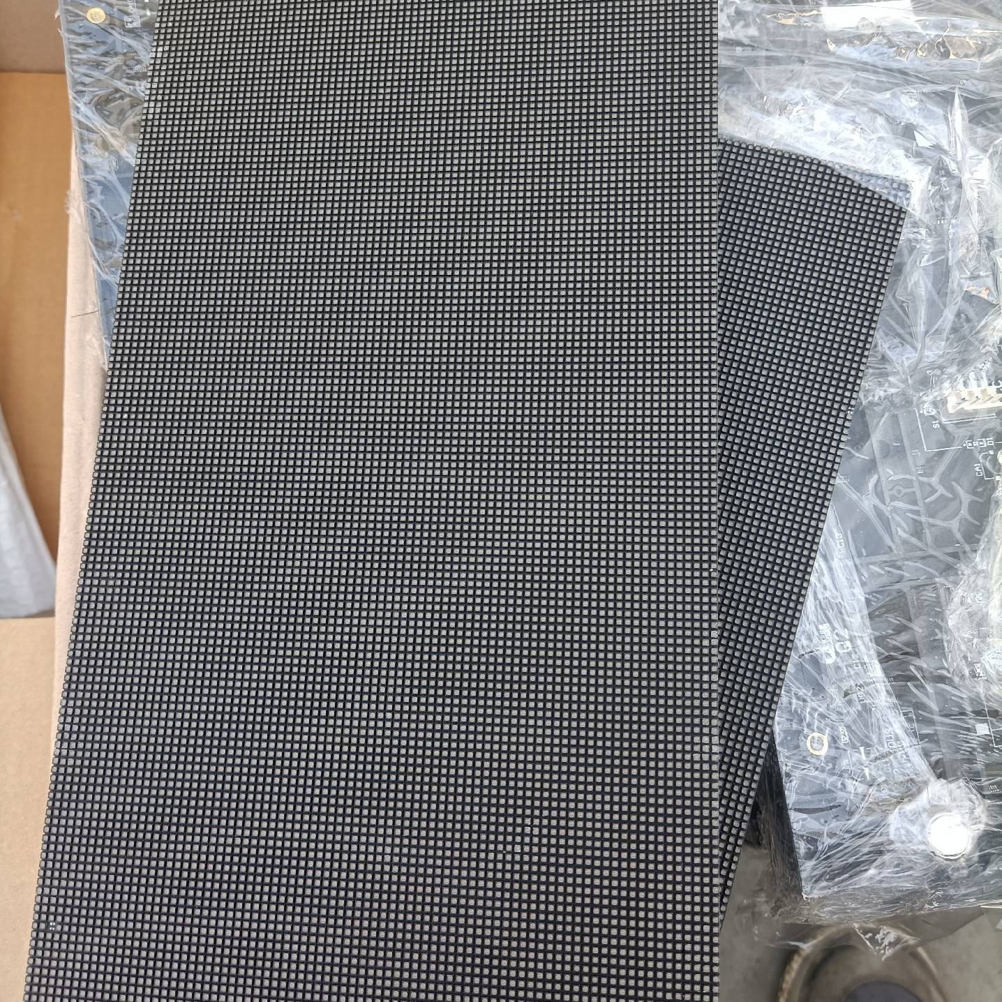 强力p2全彩单元板160x320mm LED议价 维修！！！