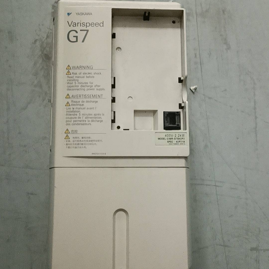 安川变频器G7  CIMR-G7B42P2议价 维修！！！