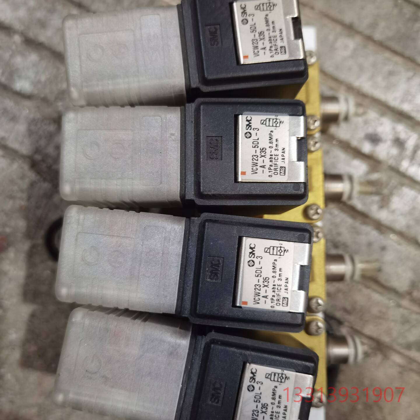 SMC VCW23-5DL-3-A-X35气动元件议价 维修！！！