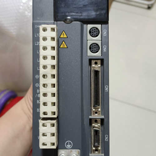 汇川伺服is500AS5R5I-215，机成色不错，功能包好议价也可维修