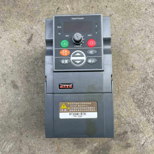 上海赫茨变频器，HZ300M1-1R5G-1，220V-1.议价也可维修