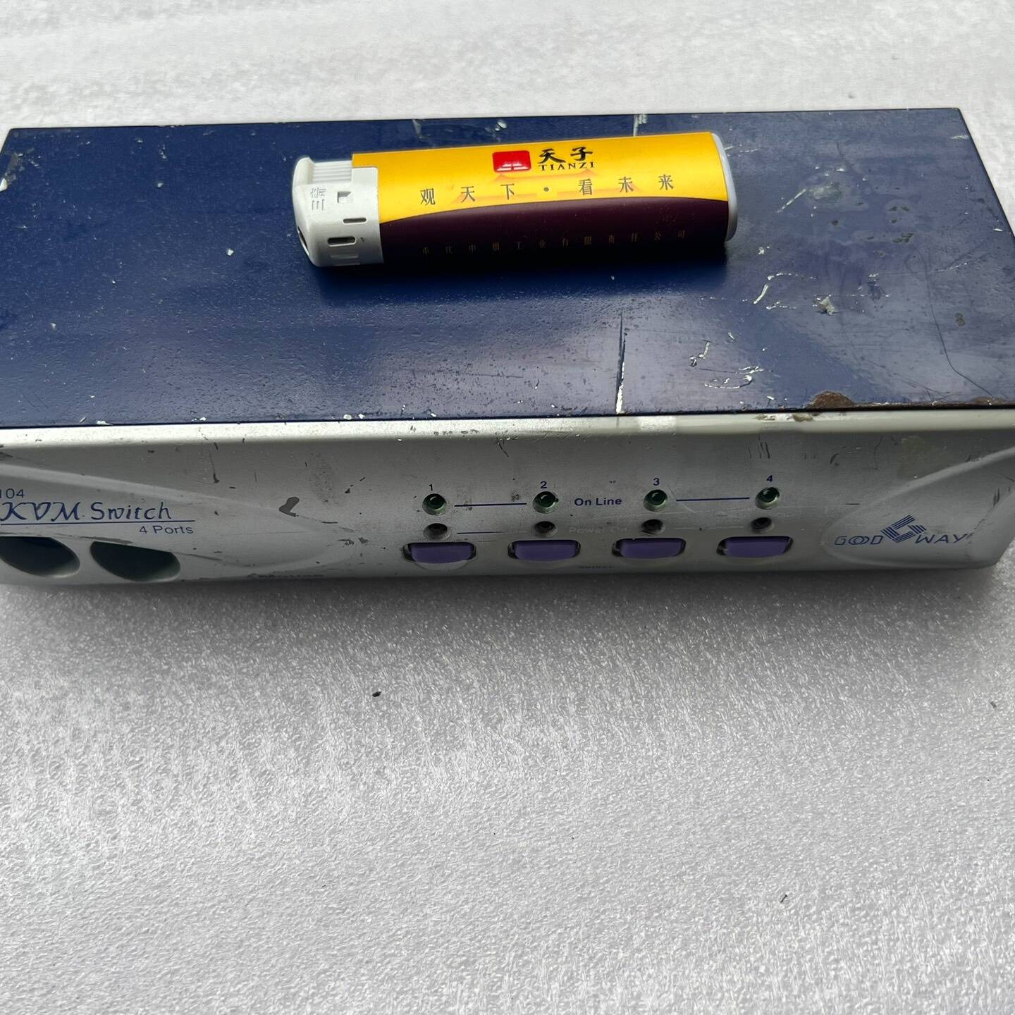 迈拓维矩 VGA KVM KS 104 KS-104  4p议价 维修！！！