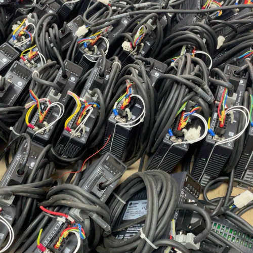 雷赛伺服750w脉冲型 L7-750 ACM2-08008H议价也可维修