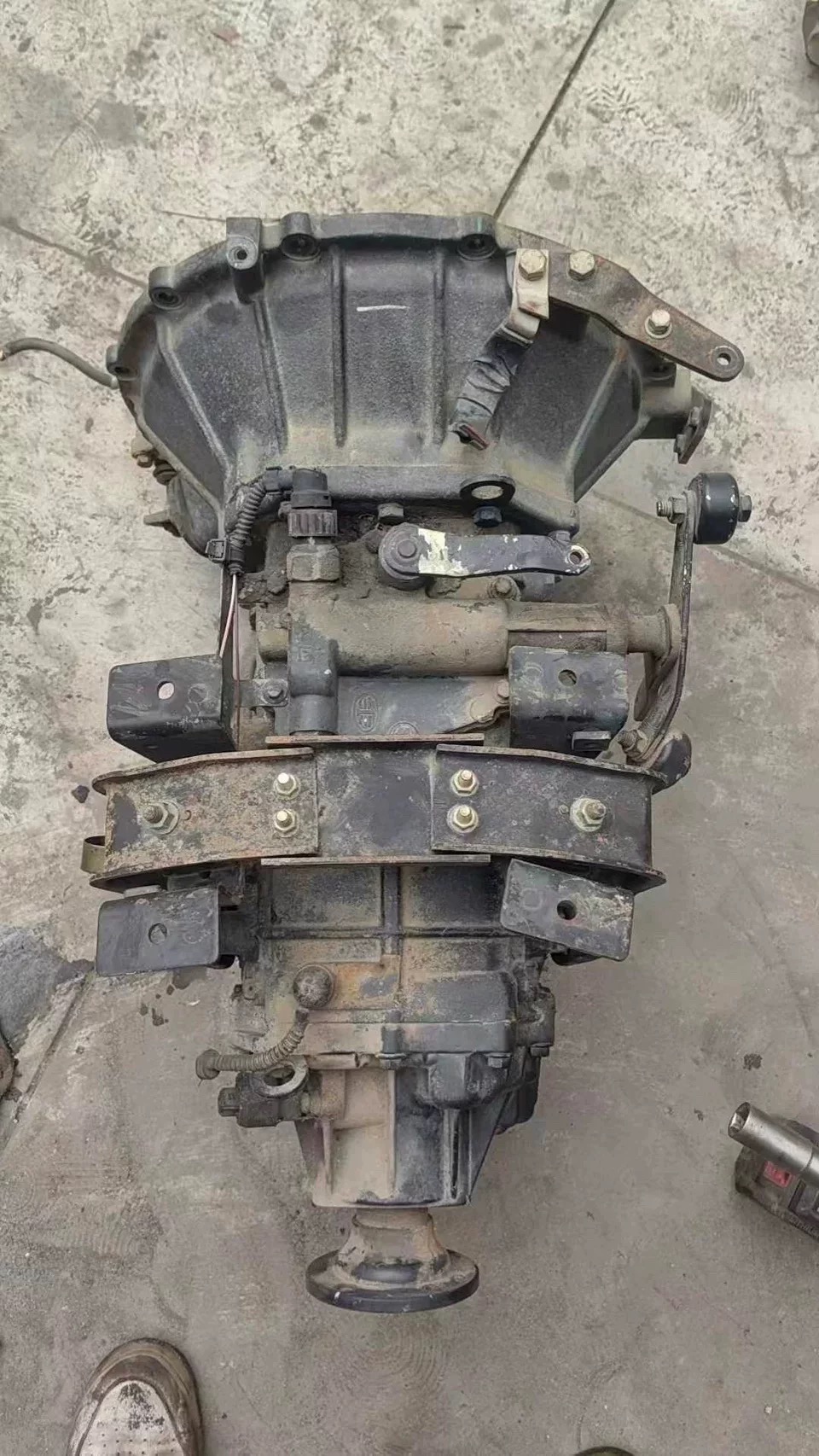 解放6档变速箱配大柴4DD1发动机