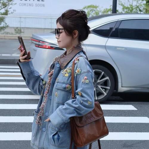 秋冬复古港风彩色花朵亮片刺绣拼接牛仔外套女GZJ68241