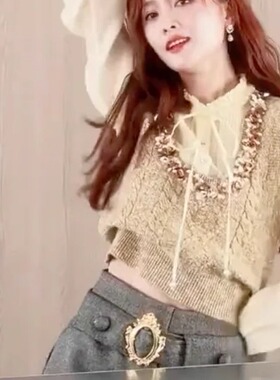 吴宣仪同款拉拉家摩登假两件上衣/灰色短裙时尚套装女GQW68121