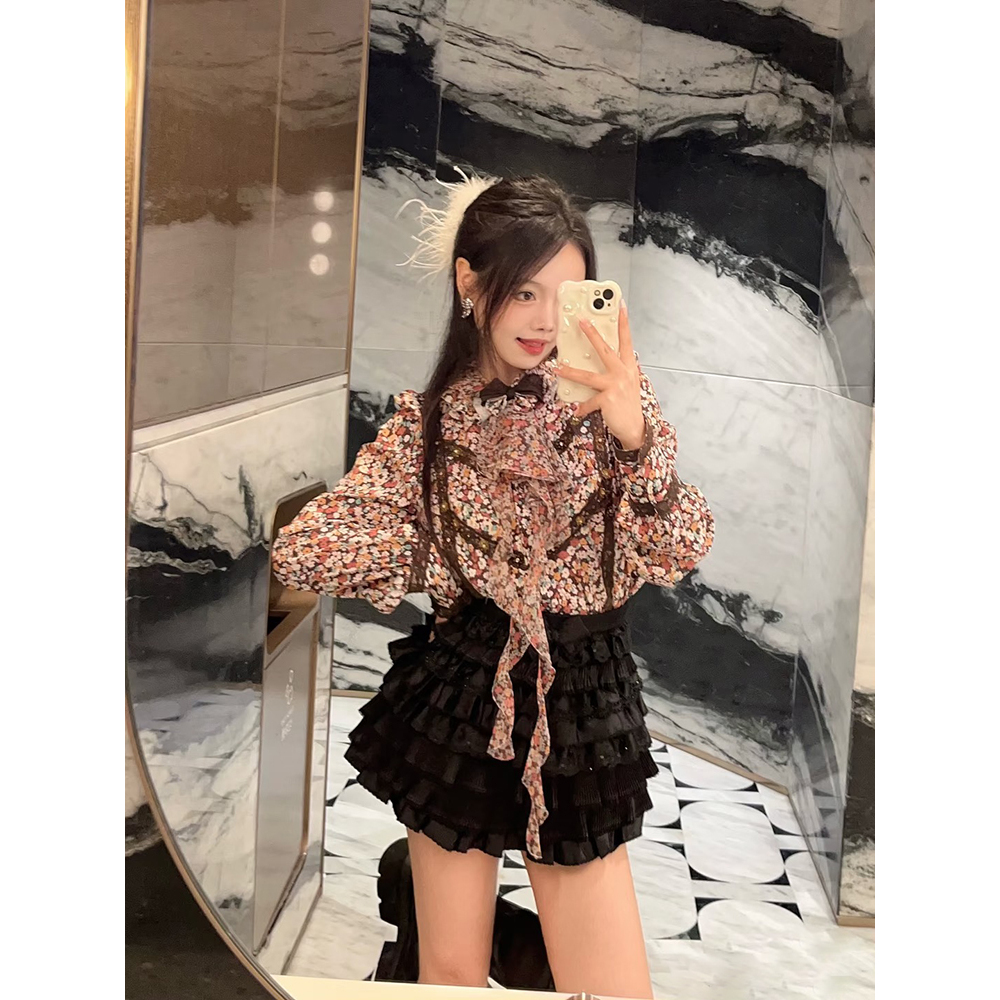 拉拉家2025冬季新款复古时髦碎花长袖衬衫上衣女GFC25898