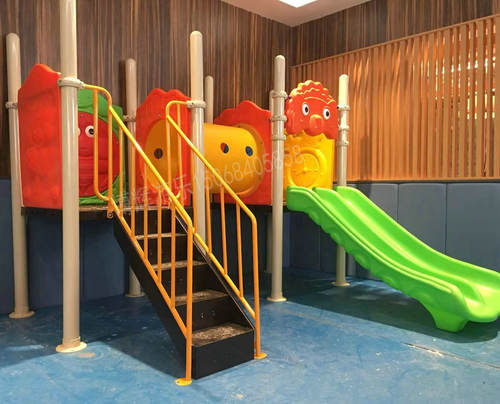 新款小博士塑料家庭钻洞抢购滑梯