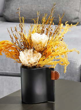 简约家居意式轻奢黑色皮革金属花器样板房间销售中心柜台装饰花瓶