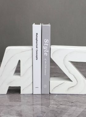 现代简约白色树脂字母书挡样板房样板间书柜卧室书房桌面客厅摆件