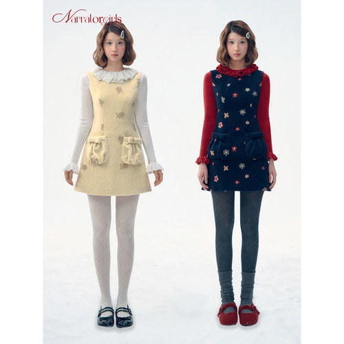 Narratorgirls藏蓝色奶黄色刺绣花朵收腰显瘦毛呢背心裙可爱复古