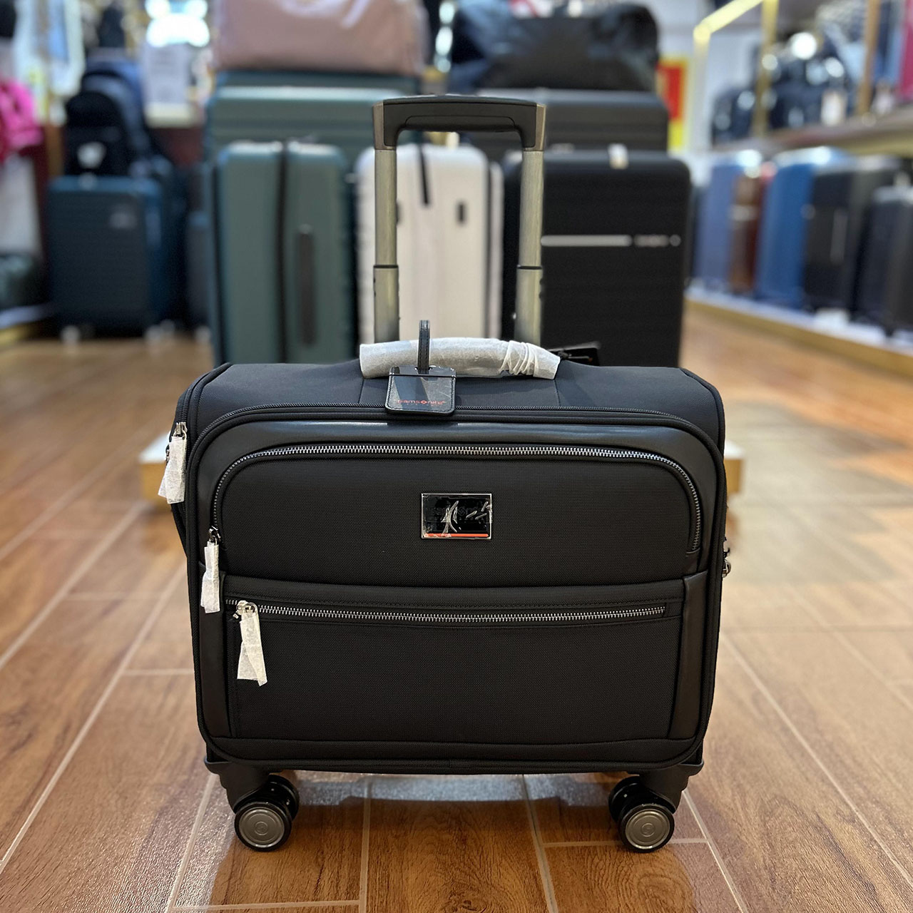 samsonite弹道尼龙黑标登机箱
