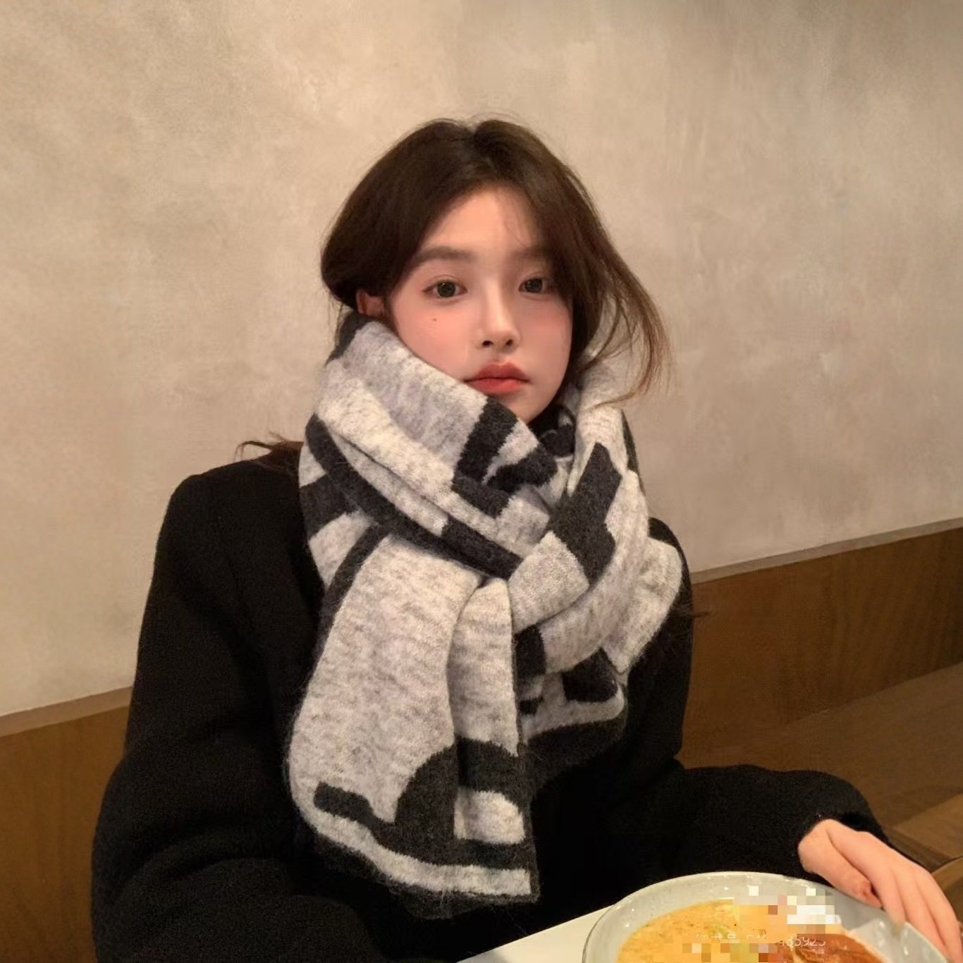 围巾2025新款秋冬防风护脖女披肩套脖韩版百搭学生加厚保暖围脖