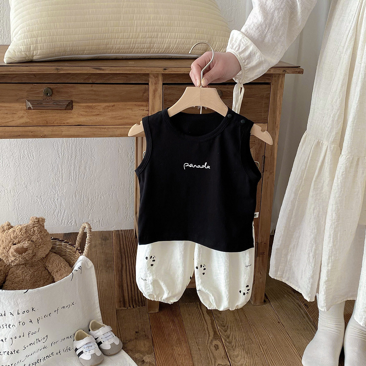 2折专区婴儿衣服夏季6-12月宝宝夏天套装婴幼儿背心裤子两件套