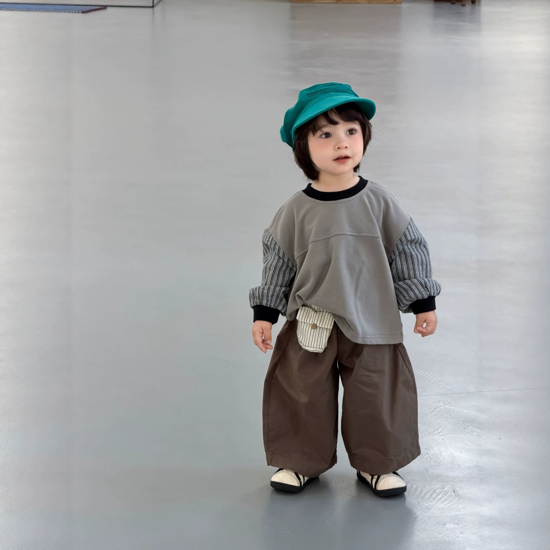 儿童服装2026新款宝宝秋款衣服韩版童装男童撞色拼接卫衣休闲裤套