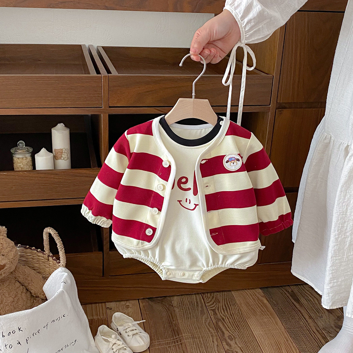 三折专区2025秋季新款婴幼儿开衫哈衣套装女宝宝条纹外套包屁衣,童装/婴儿装/亲子装,儿童运动套装,淘宝优惠券,粉丝福利购,淘宝优惠卷
