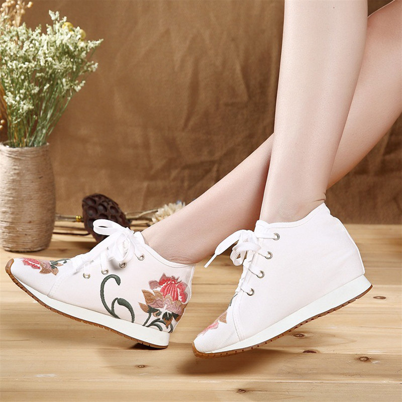 老北京运动型布鞋旅游绣花鞋民族内增高坡跟防滑舞鞋女单鞋休闲鞋,女鞋,绣花鞋,淘宝优惠券,粉丝福利购,淘宝优惠卷