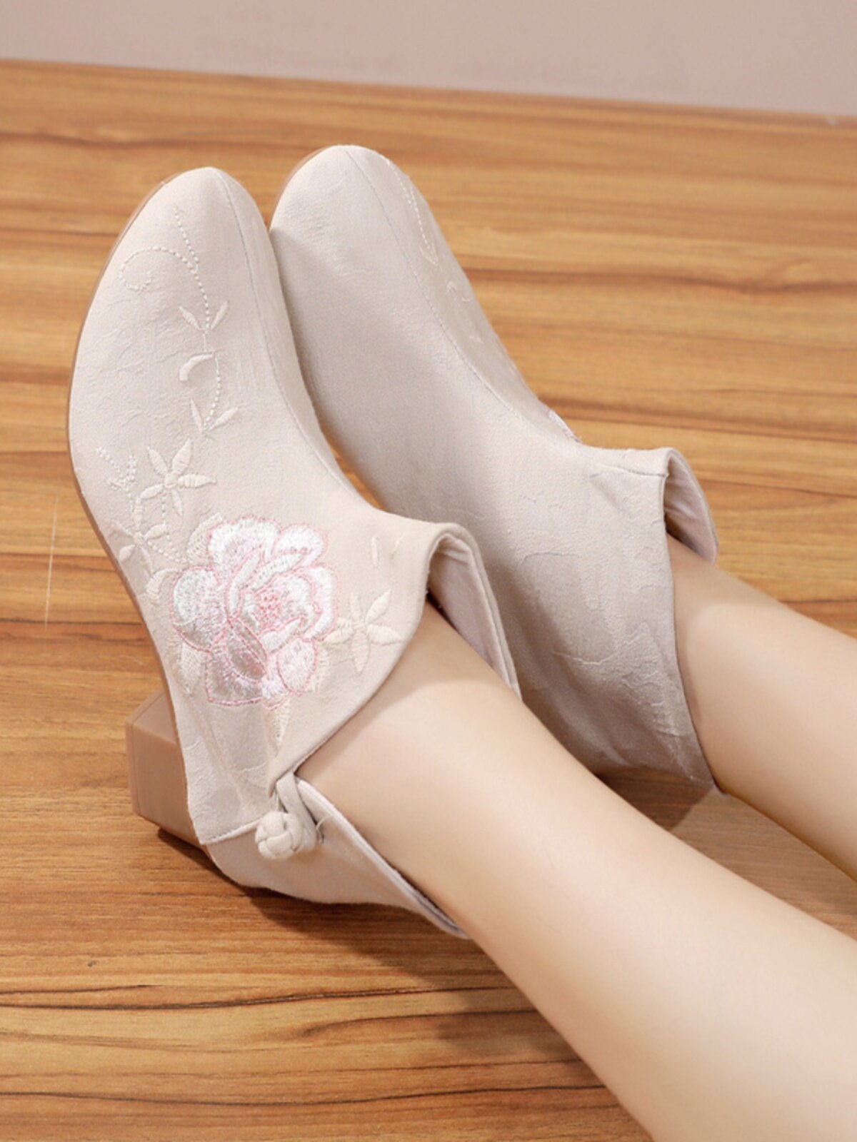 ZEN BOOTS CHEONGSAM MID-HEEL BOOTS WOMENS OLD BEIJING CLOTH SHOES ETHNIC STYLE HANFU RETRO EMBROIDERED HIGH-HEELED ZEN SHOES