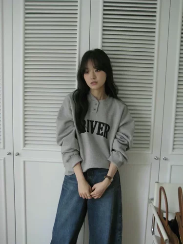 Form韩国东大门riveroom秋季新款卫衣宽松慵懒风小个子立领上衣