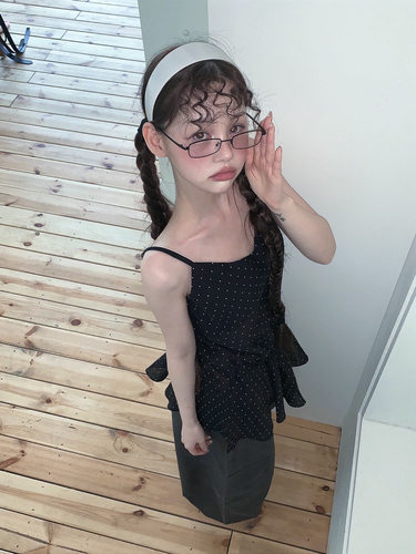 Form26新春韩国东大门IMFACT韩系可爱时尚百搭波点吊带上衣女